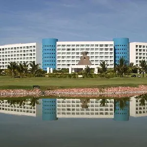 https://grand-mayan-nuevo-vallarta.hotelspuertovallarta.org
